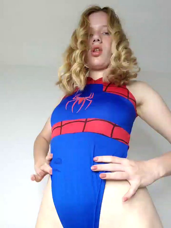 NicoleCut
