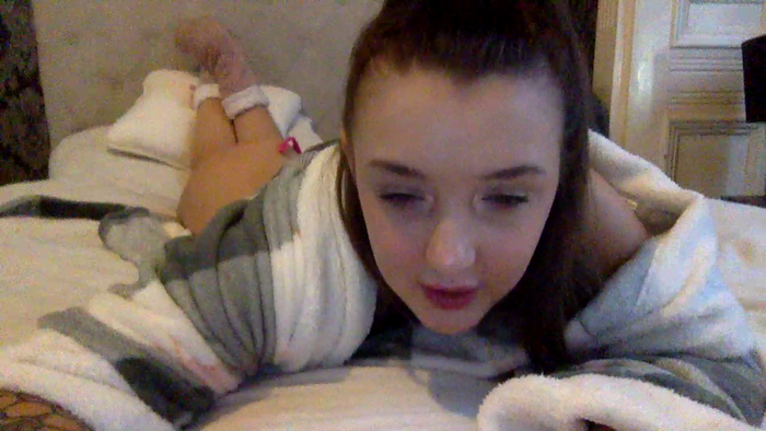 LucyLuxee19