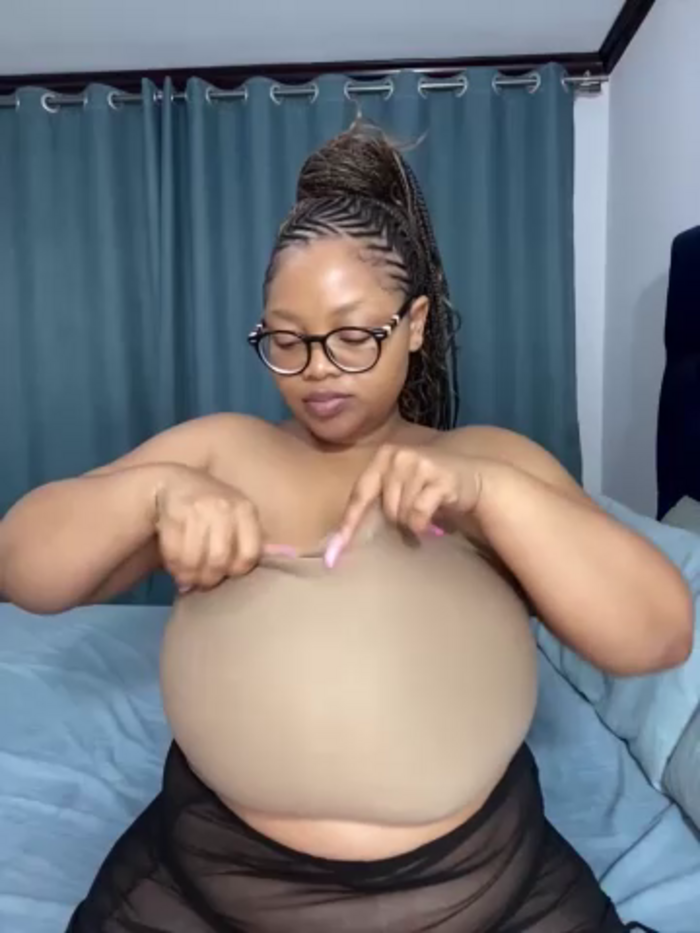 YummyEbonyTits