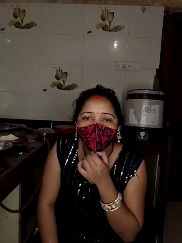 DesiRiya77