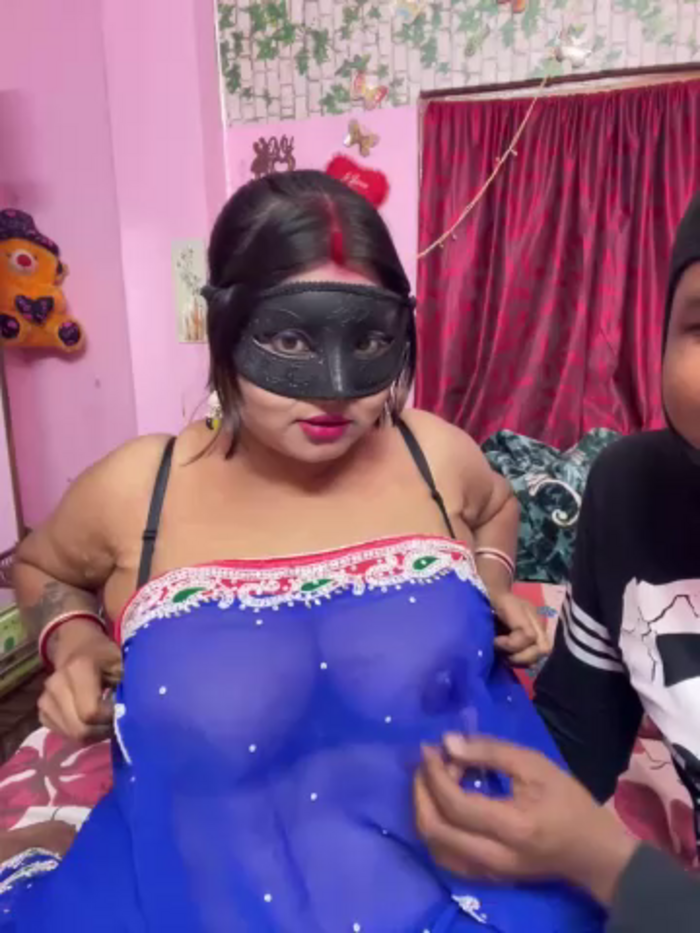 Naughty_hot_Rose