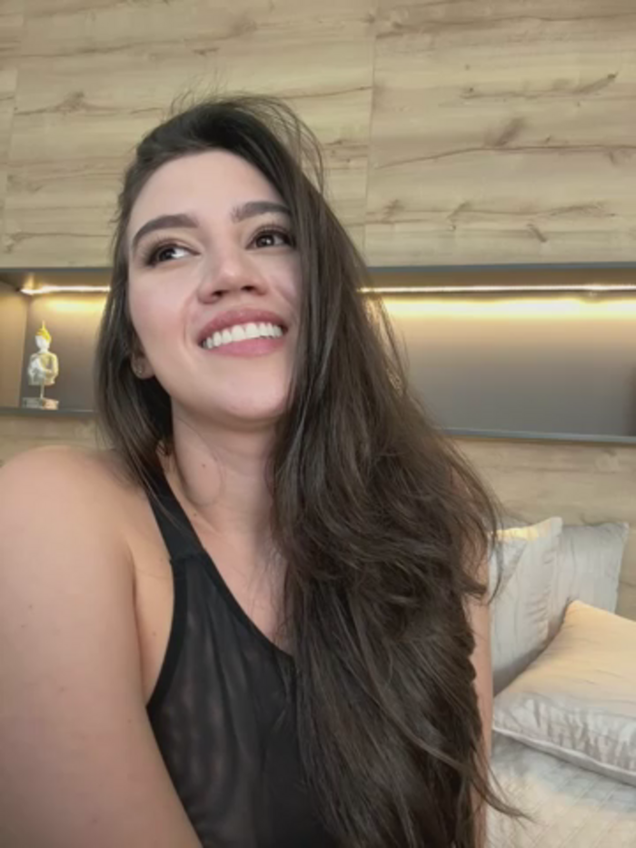 Amelia_Rouse
