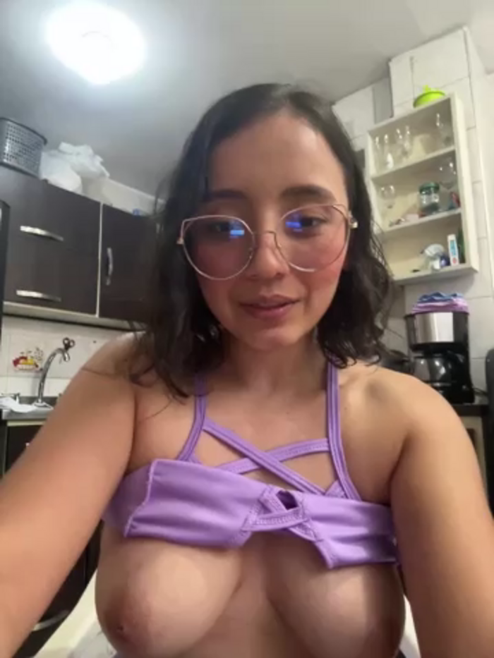 Kay_LustyWife
