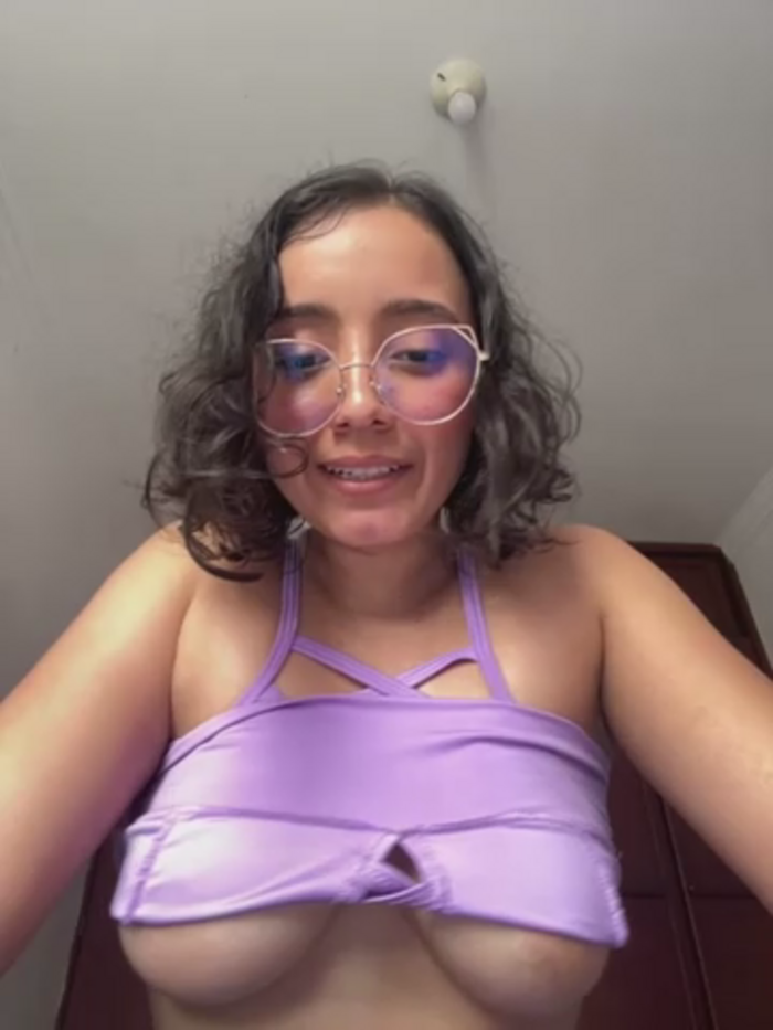 Kay_LustyWife