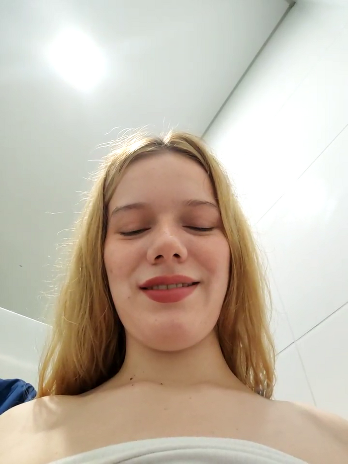 NicoleCut