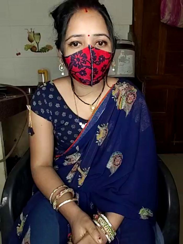 DesiRiya77