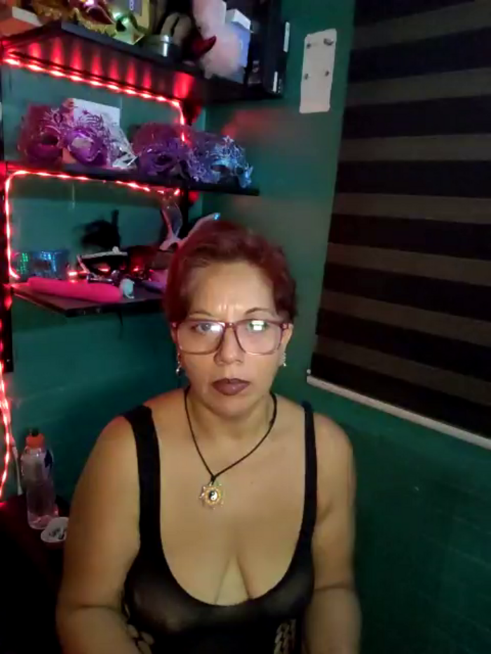 TRISH_MILF
