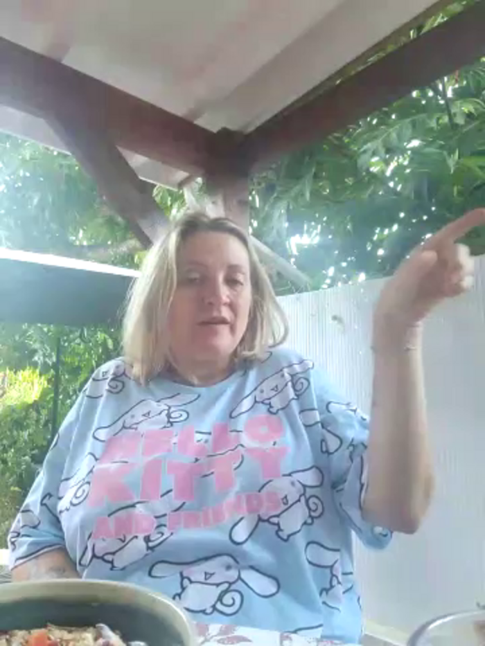 lady_charlyne