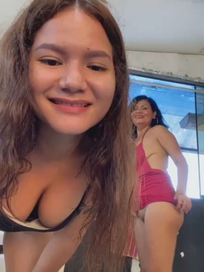Hot_Rose83