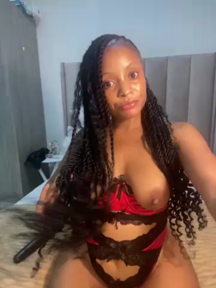 SexyDee025