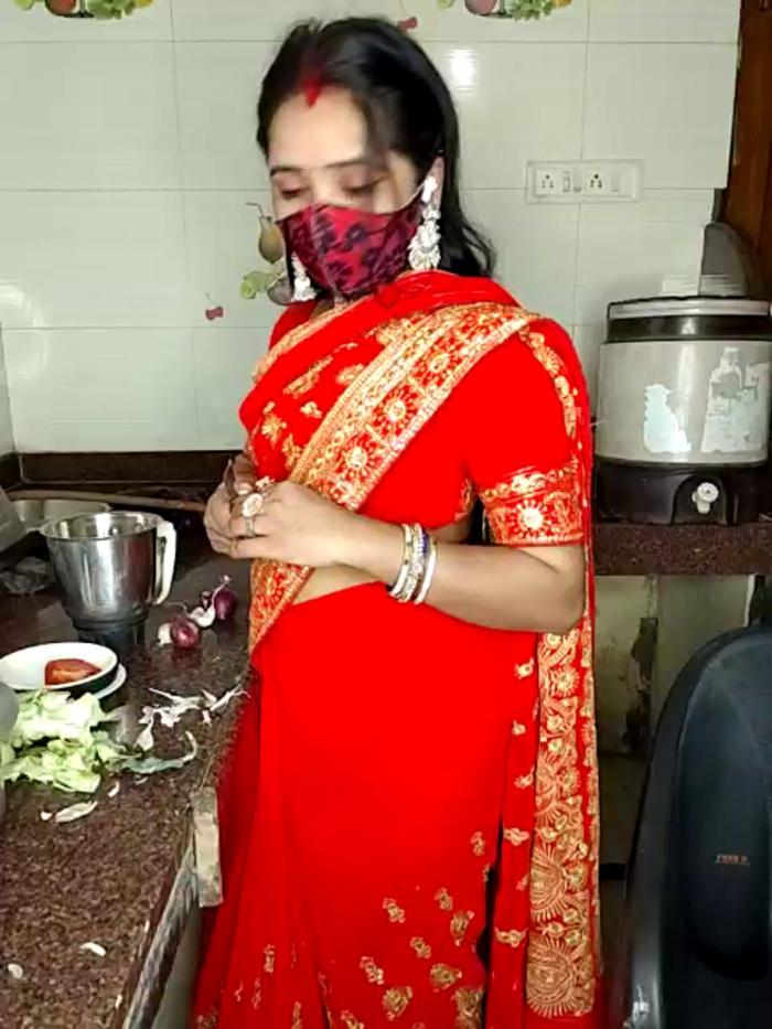 DesiRiya77