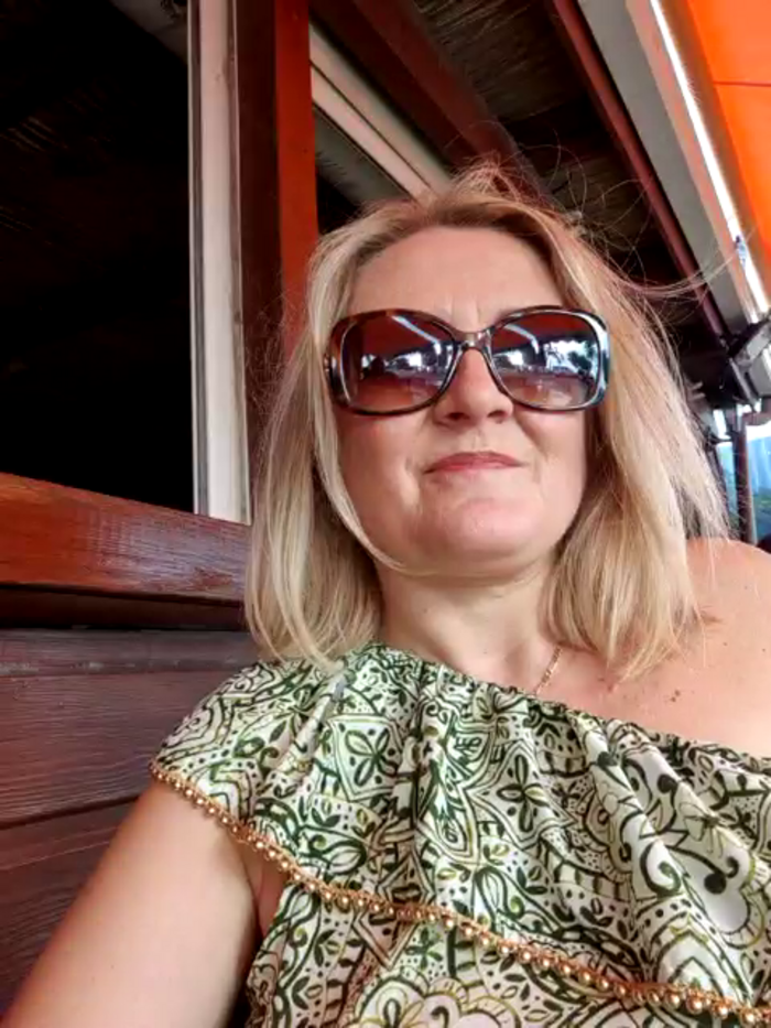 lady_charlyne