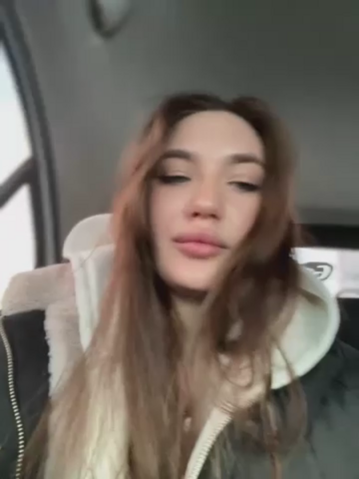 Holly_Molii