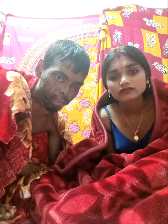 Hotbhabhi85