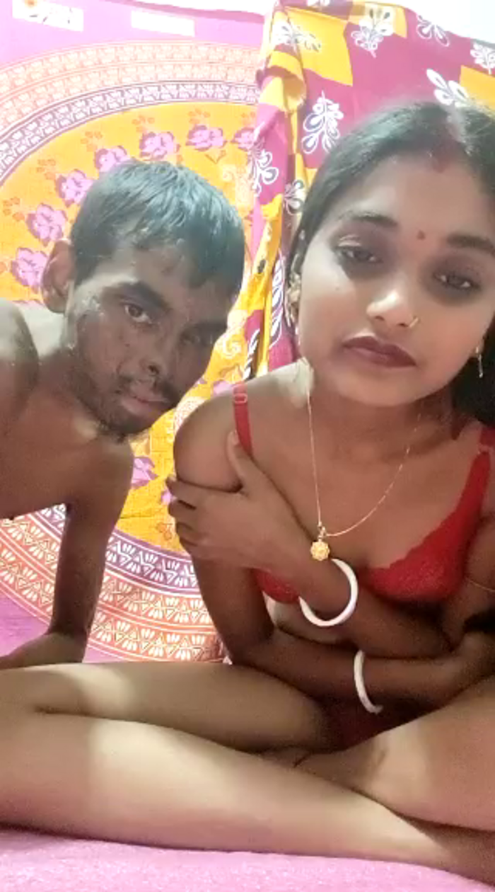 Hotbhabhi85