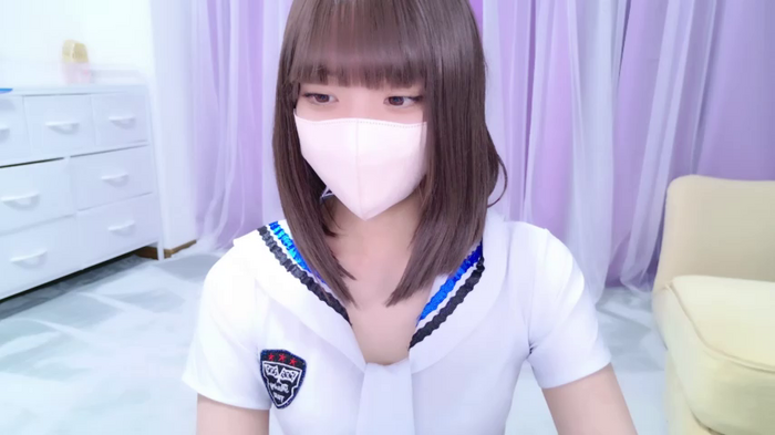 -Yuria-