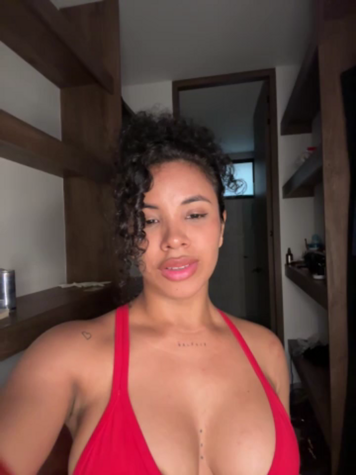 Brunettexio