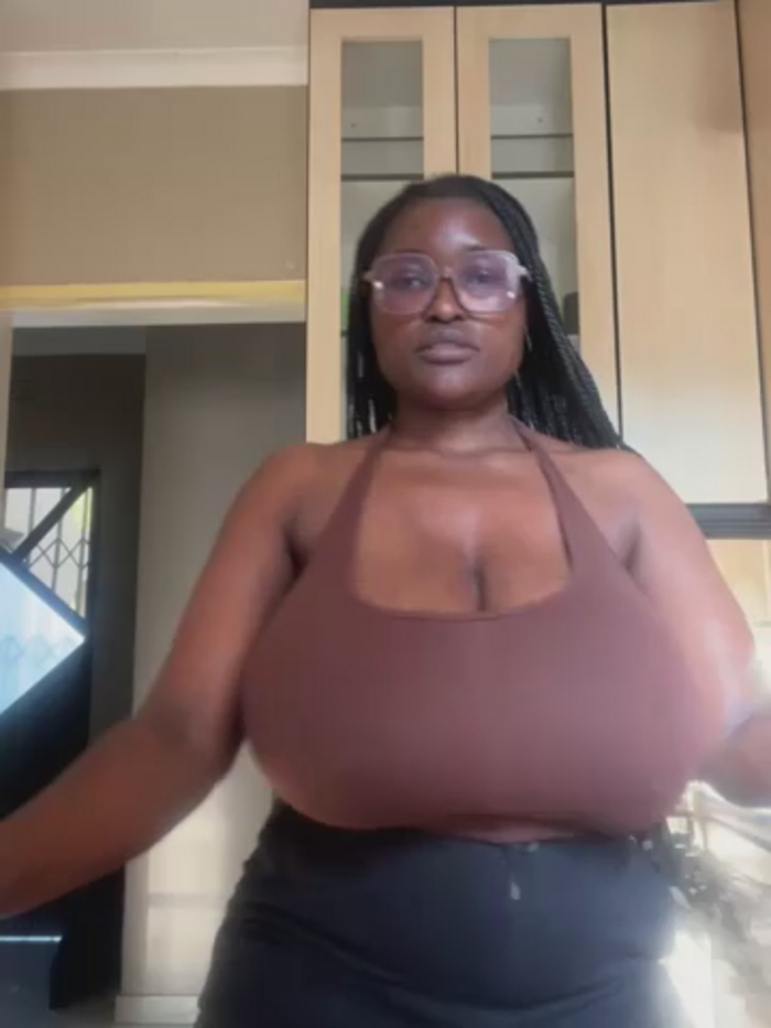 Bustygoddess32