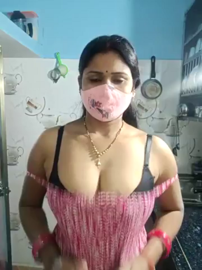 Anu-sexy-cpl
