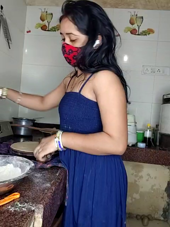 DesiRiya77