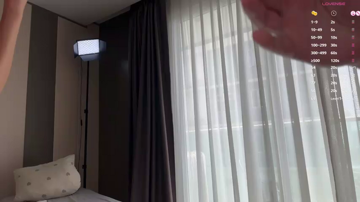 Eva_Nathan