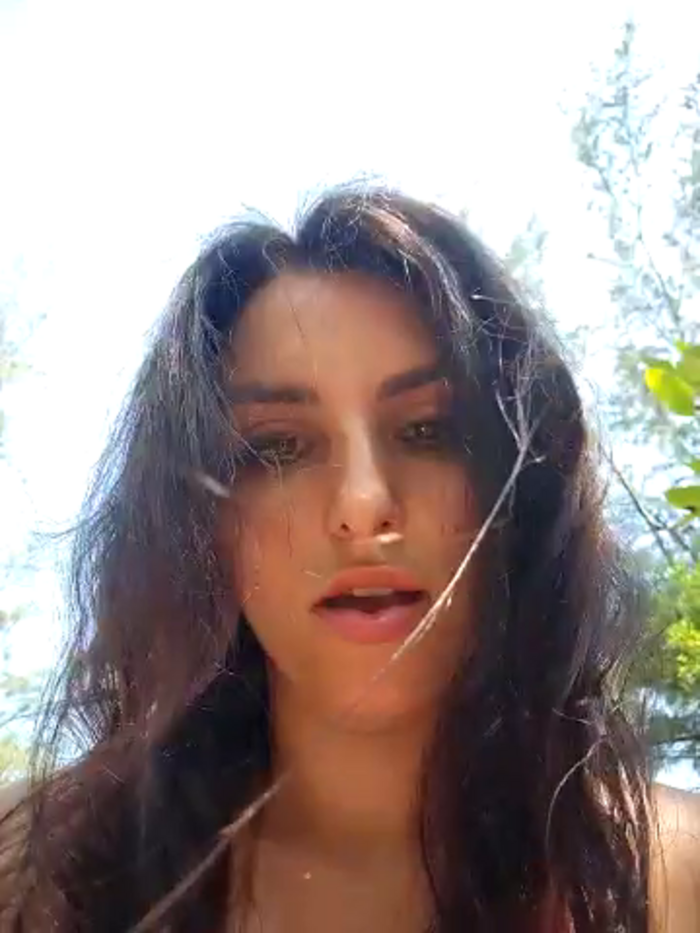 Izabella_Bella