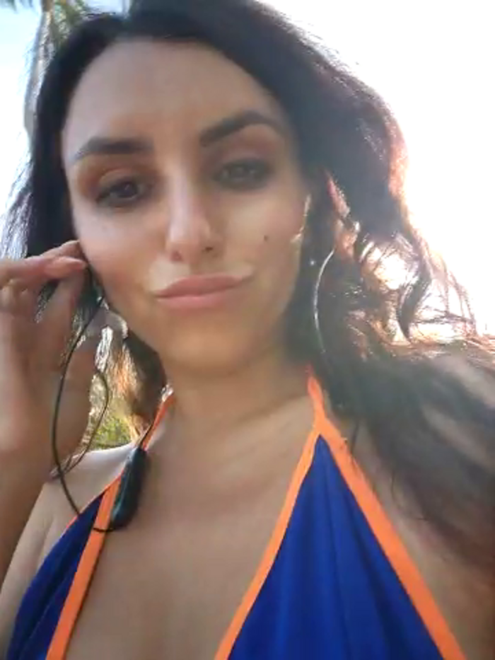 Izabella_Bella