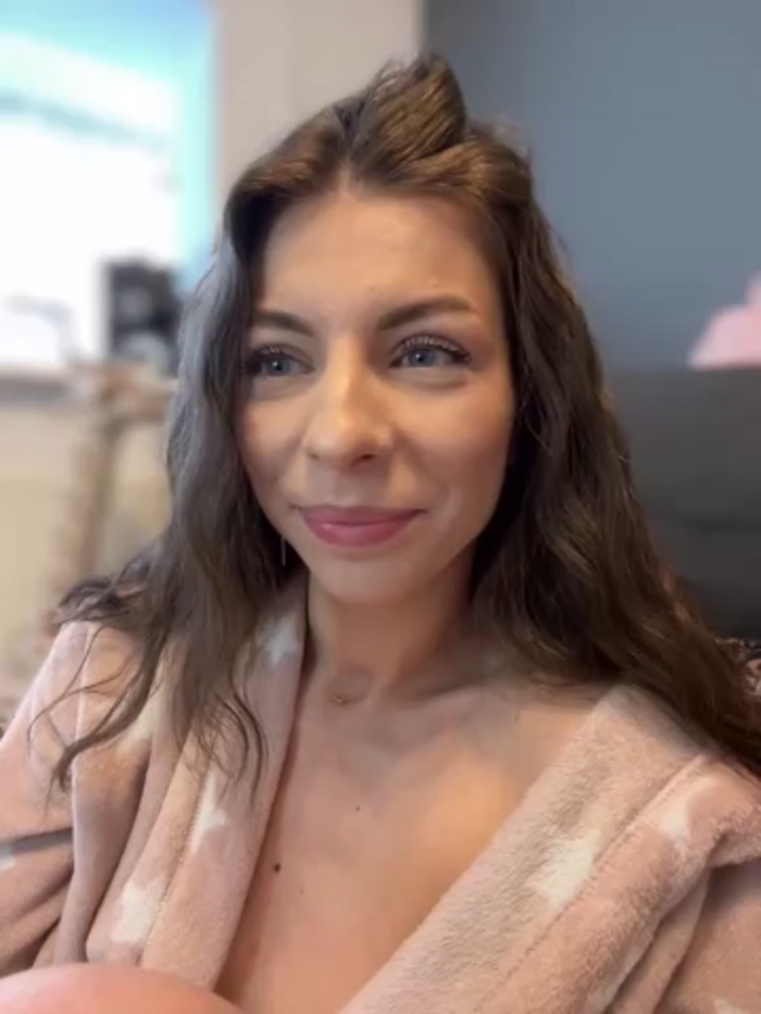 Mia_Ethan