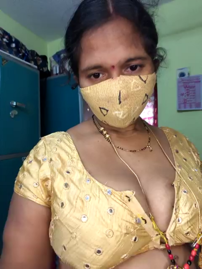 hotladyIndian1