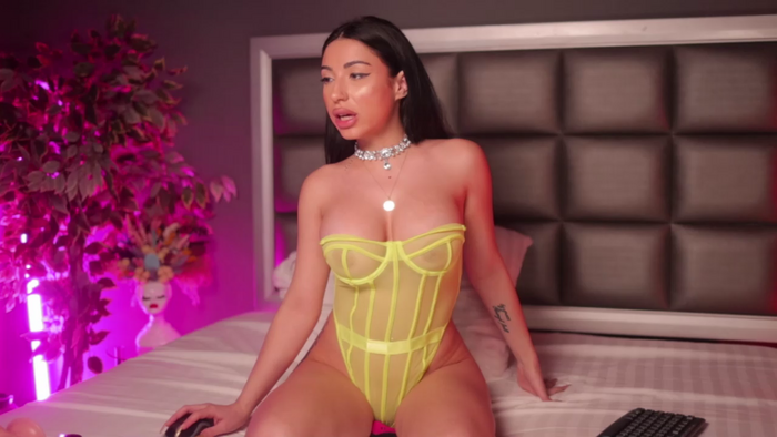 Anais_Bloom