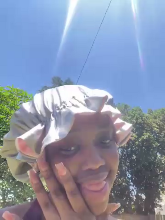 QueenTee23