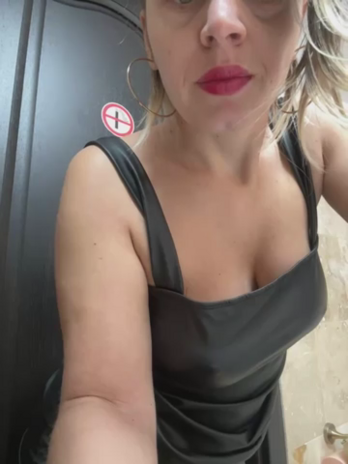 ladywithbigass