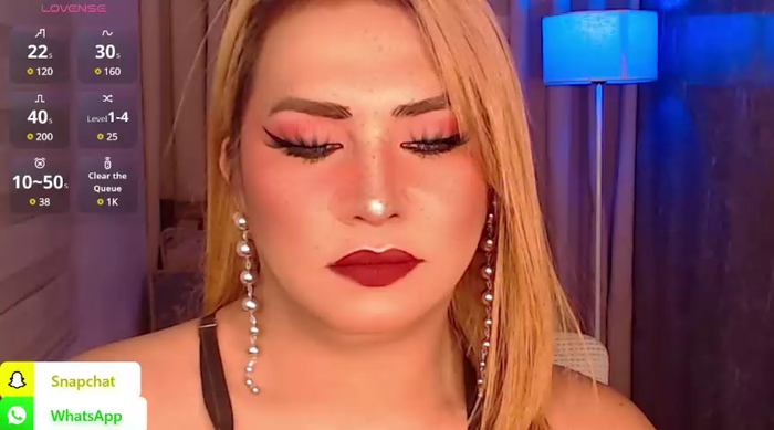 QUEEN_GIAMOORE69