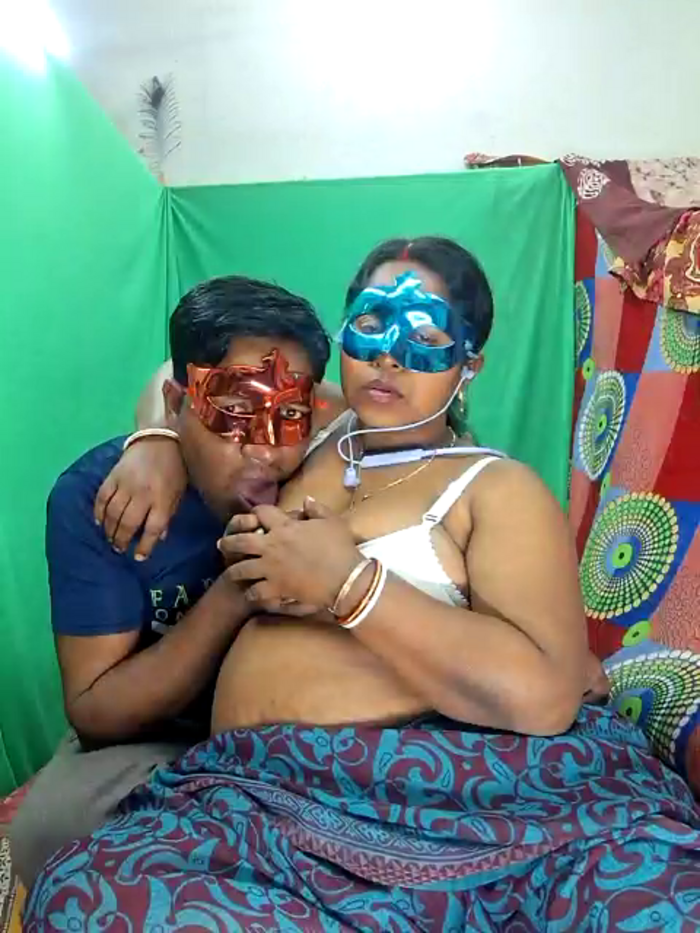 Real_Desi_Couple