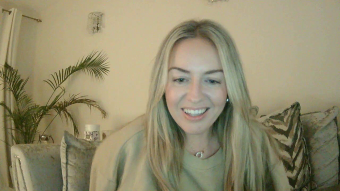 LucyNextDoor_X