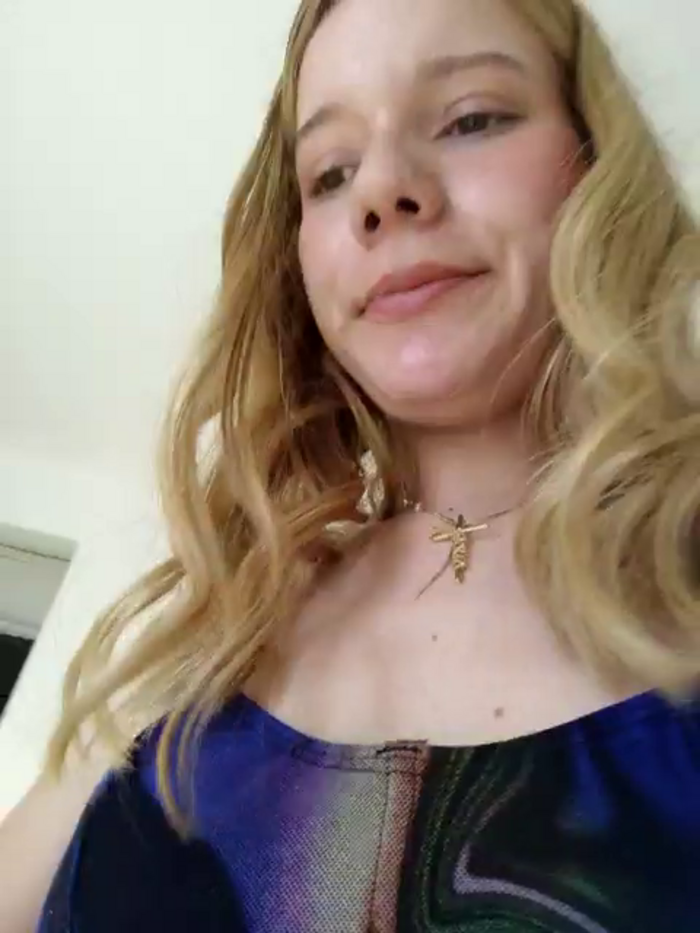 NicoleCut