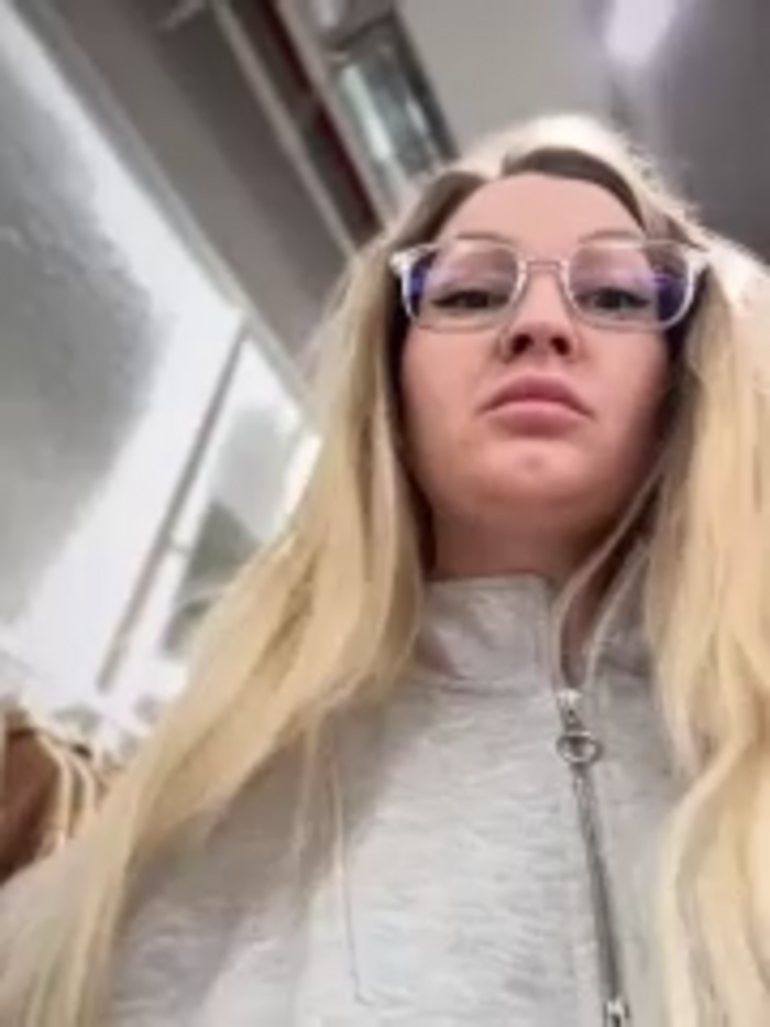 Teya_moon_