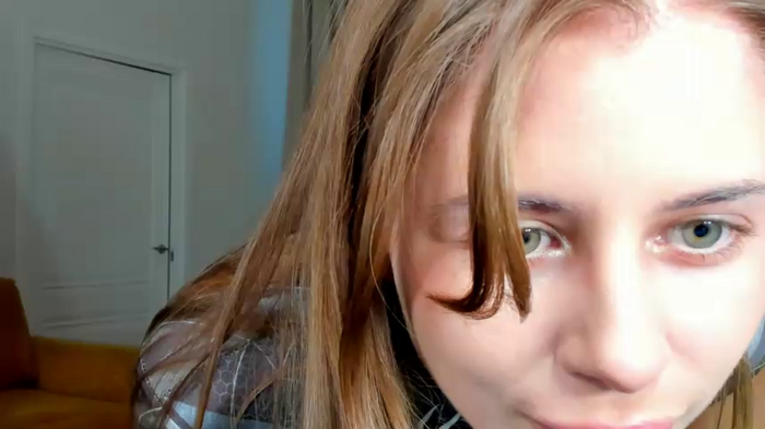 hannah_x_x_