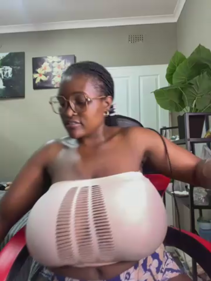 Bustygoddess32