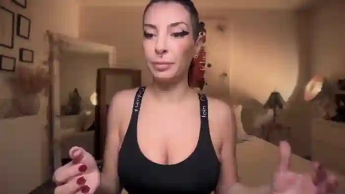 2025/01/23/stripchat-chloexsecret-17-43-48