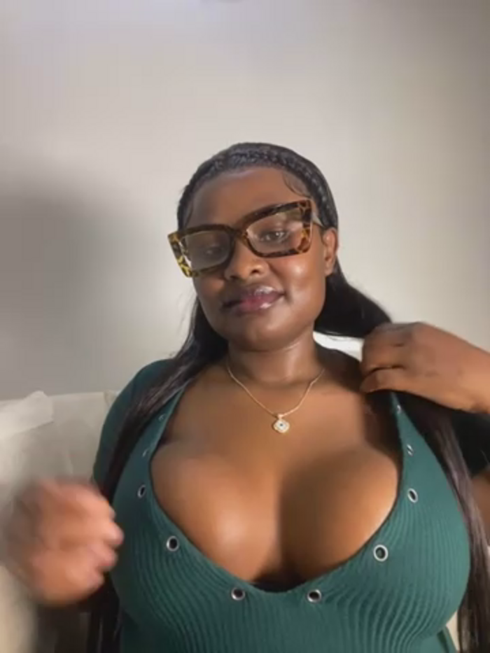 Ebony_goddez