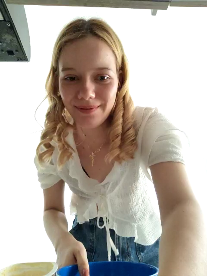 NicoleCut