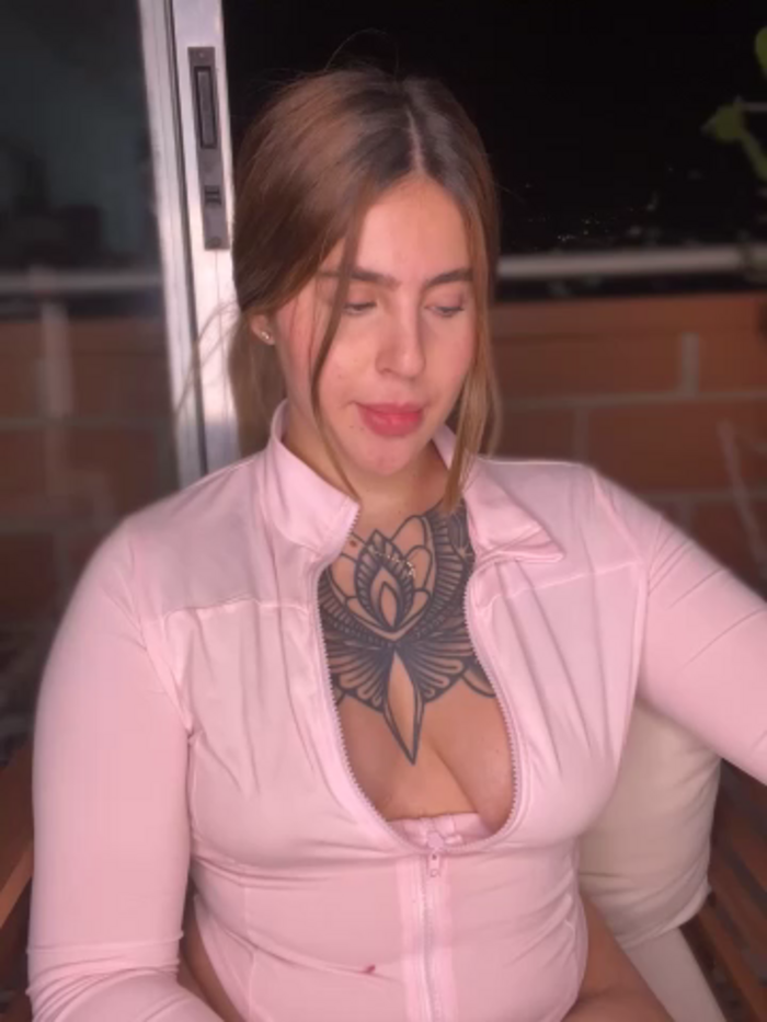 ValerieHilton