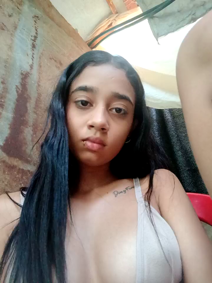 Zoe_Sweett18
