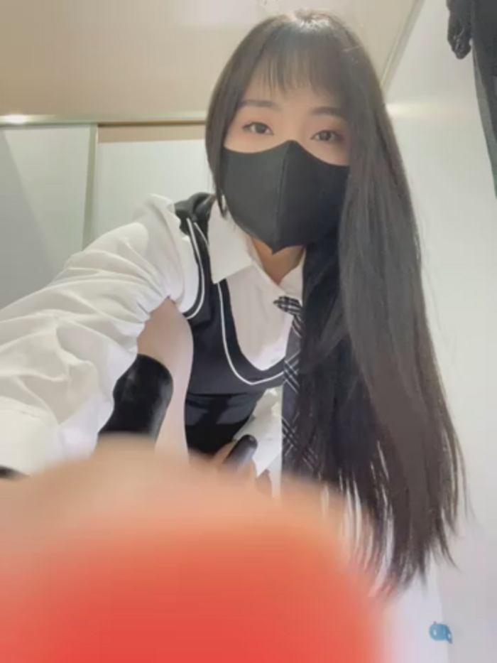 Asia-Lynn