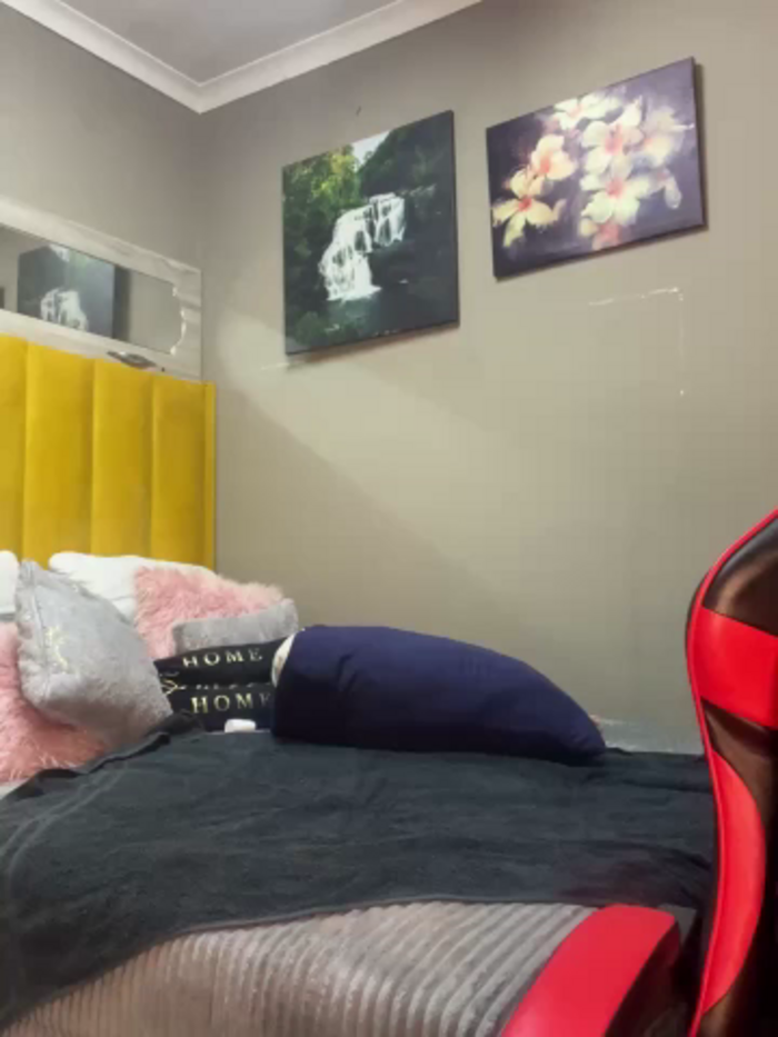 Bustygoddess32