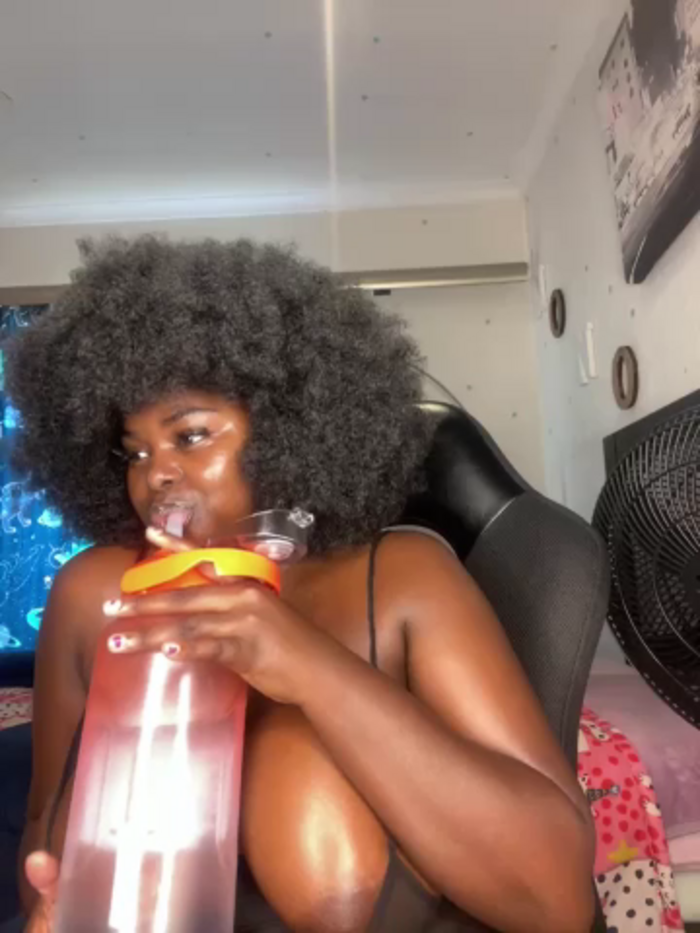 Honeycoco0211