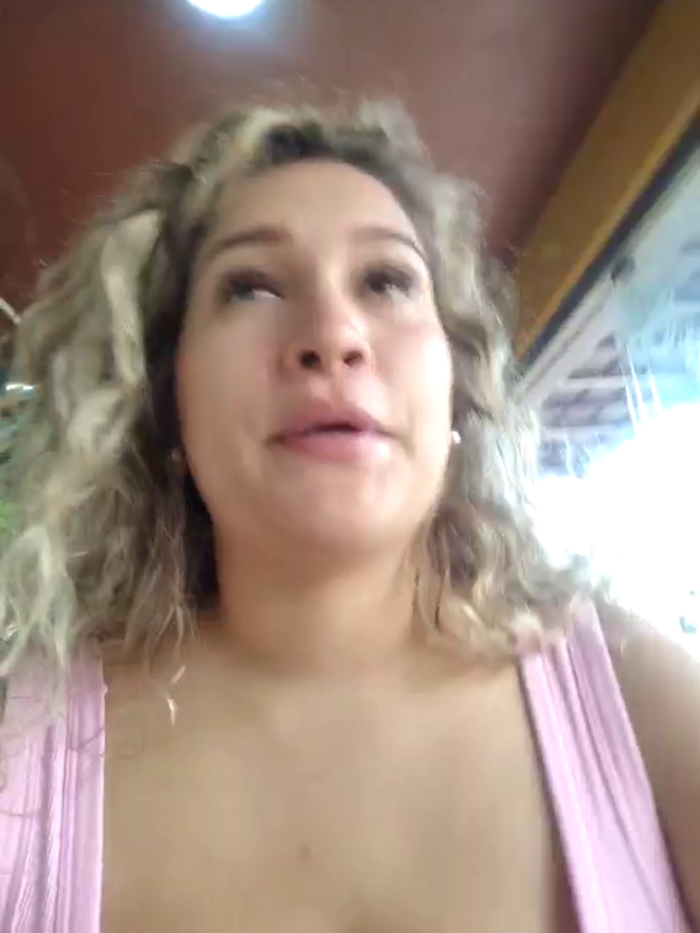 Sara_smiiith211