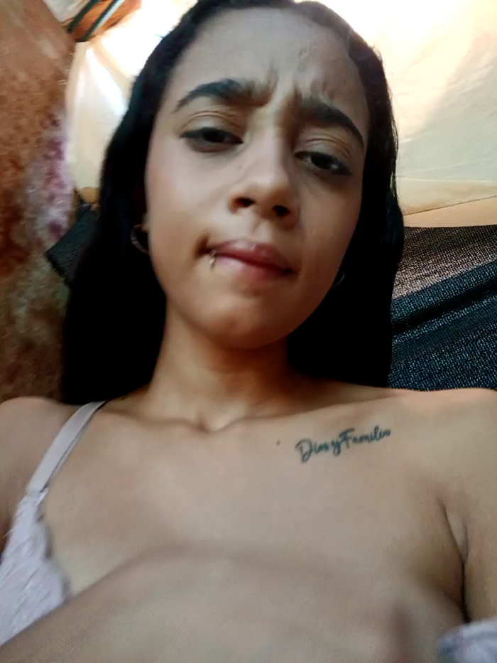 Zoe_Sweett18