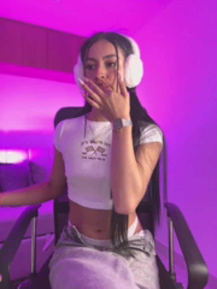 maddy_bronw_